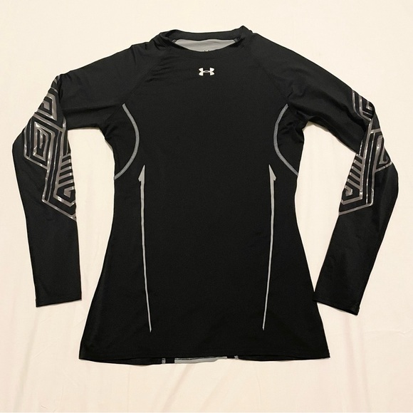 Under Armour Women's Black Long Sleeve Heatgear Top Size Small - Picture 1 of 16